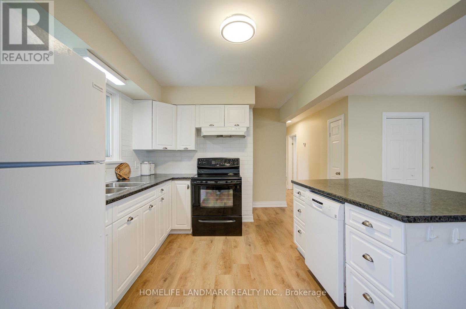 8 Richard Street, St. Catharines, Ontario  L2T 2E2 - Photo 15 - X12880460