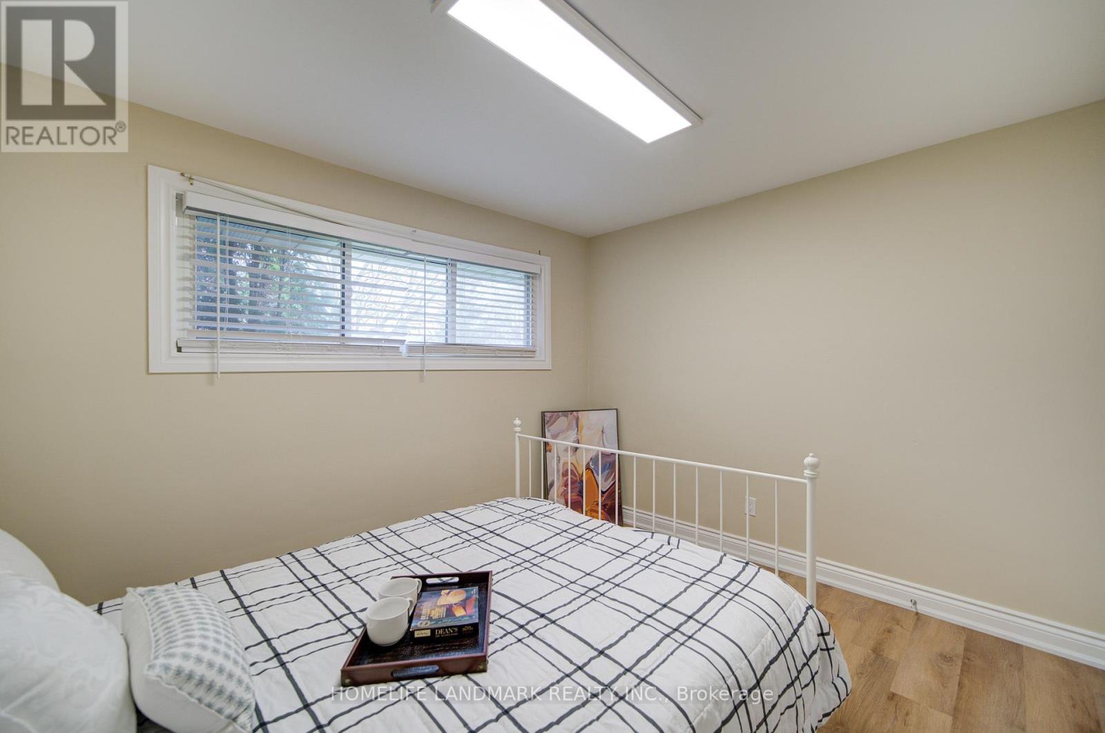 8 Richard Street, St. Catharines, Ontario  L2T 2E2 - Photo 28 - X12880460