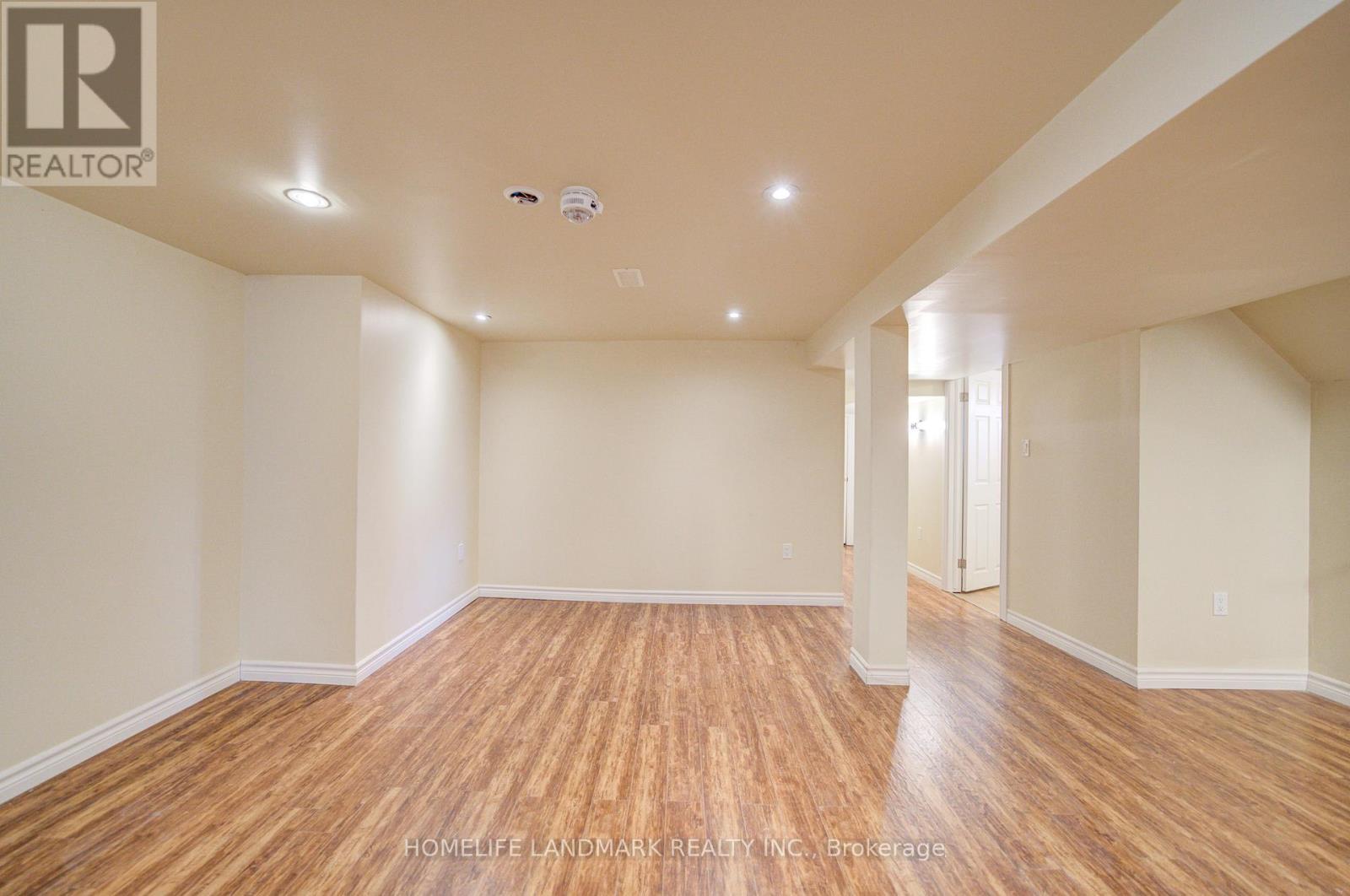 8 Richard Street, St. Catharines, Ontario  L2T 2E2 - Photo 34 - X12880460