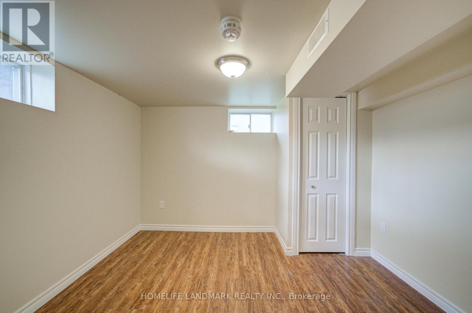 8 Richard Street, St. Catharines, Ontario  L2T 2E2 - Photo 37 - X12880460