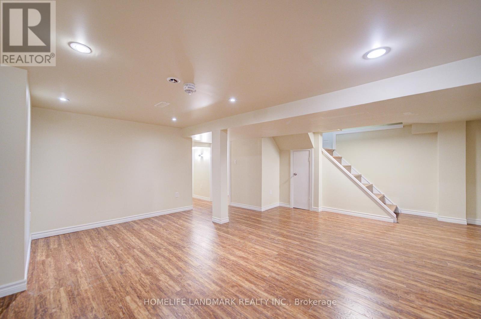 8 Richard Street, St. Catharines, Ontario  L2T 2E2 - Photo 35 - X12880460