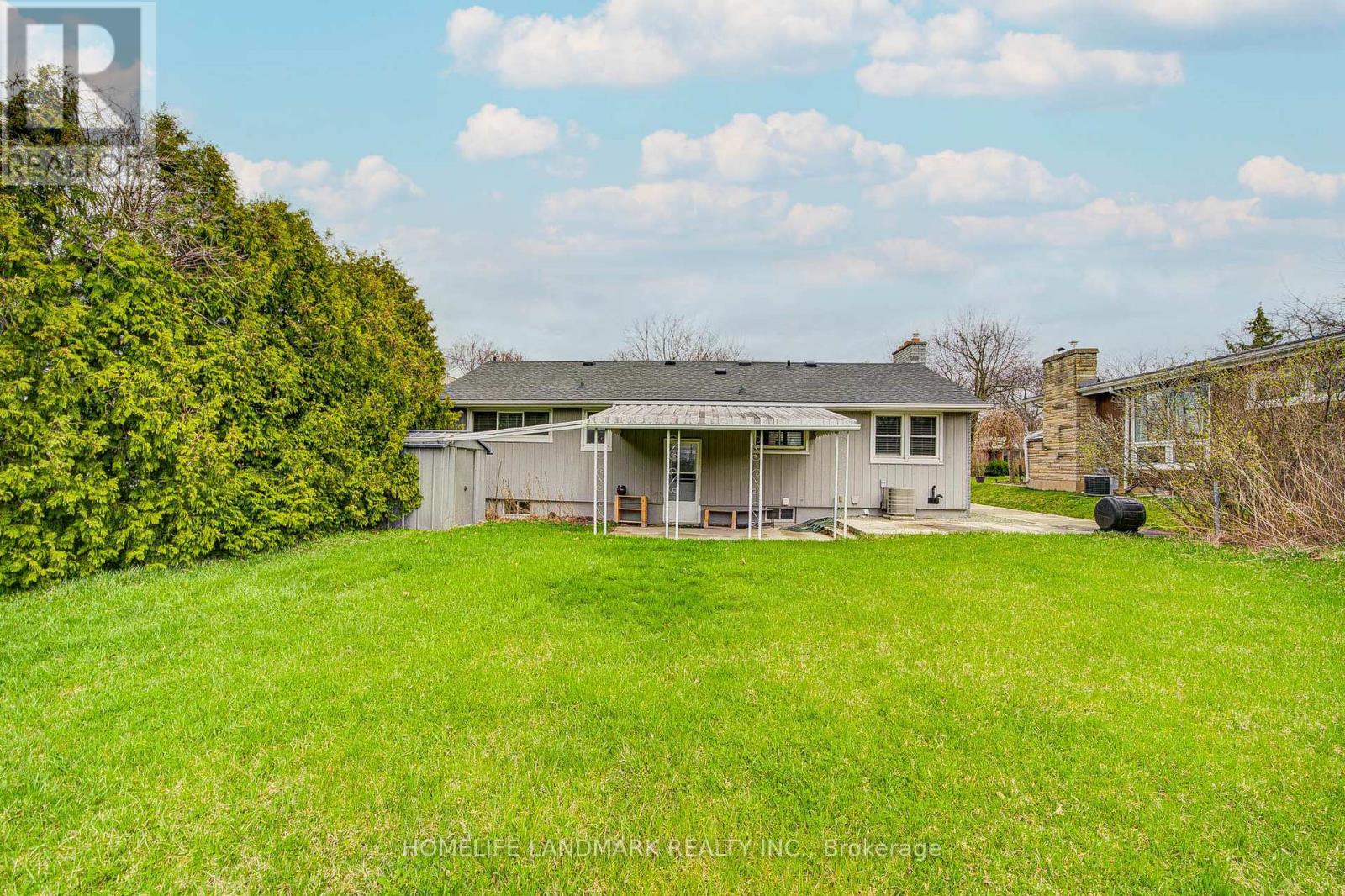 8 Richard Street, St. Catharines, Ontario  L2T 2E2 - Photo 49 - X12880460