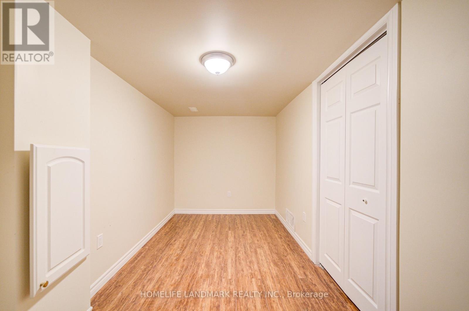 8 Richard Street, St. Catharines, Ontario  L2T 2E2 - Photo 44 - X12880460