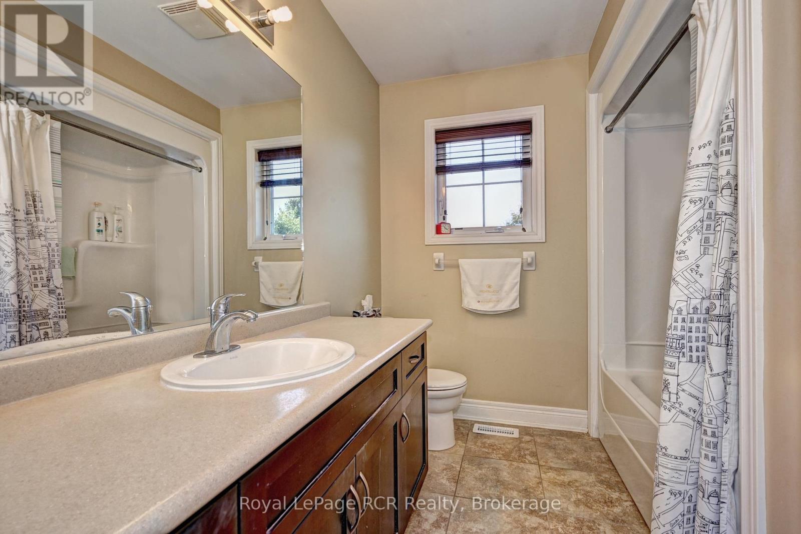 101 Douglas Street, West Grey, Ontario  N0G 1R0 - Photo 27 - X12993938