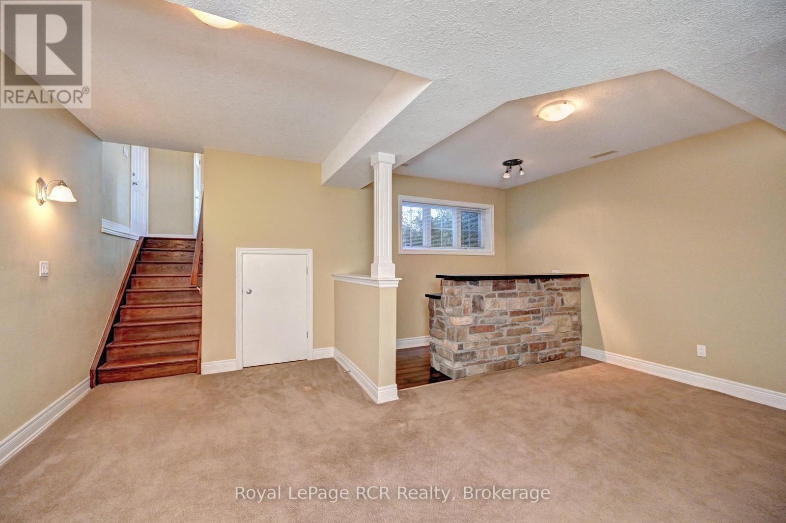 101 Douglas Street, West Grey, Ontario  N0G 1R0 - Photo 34 - X12993938