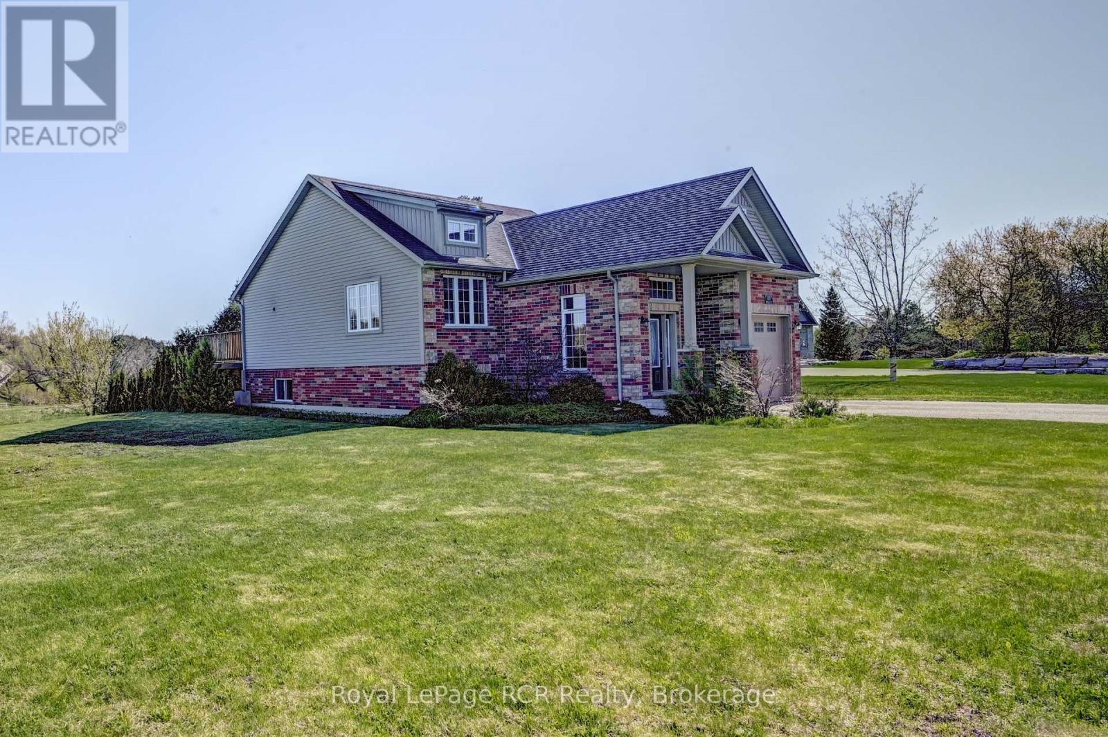 101 Douglas Street, West Grey, Ontario  N0G 1R0 - Photo 42 - X12993938