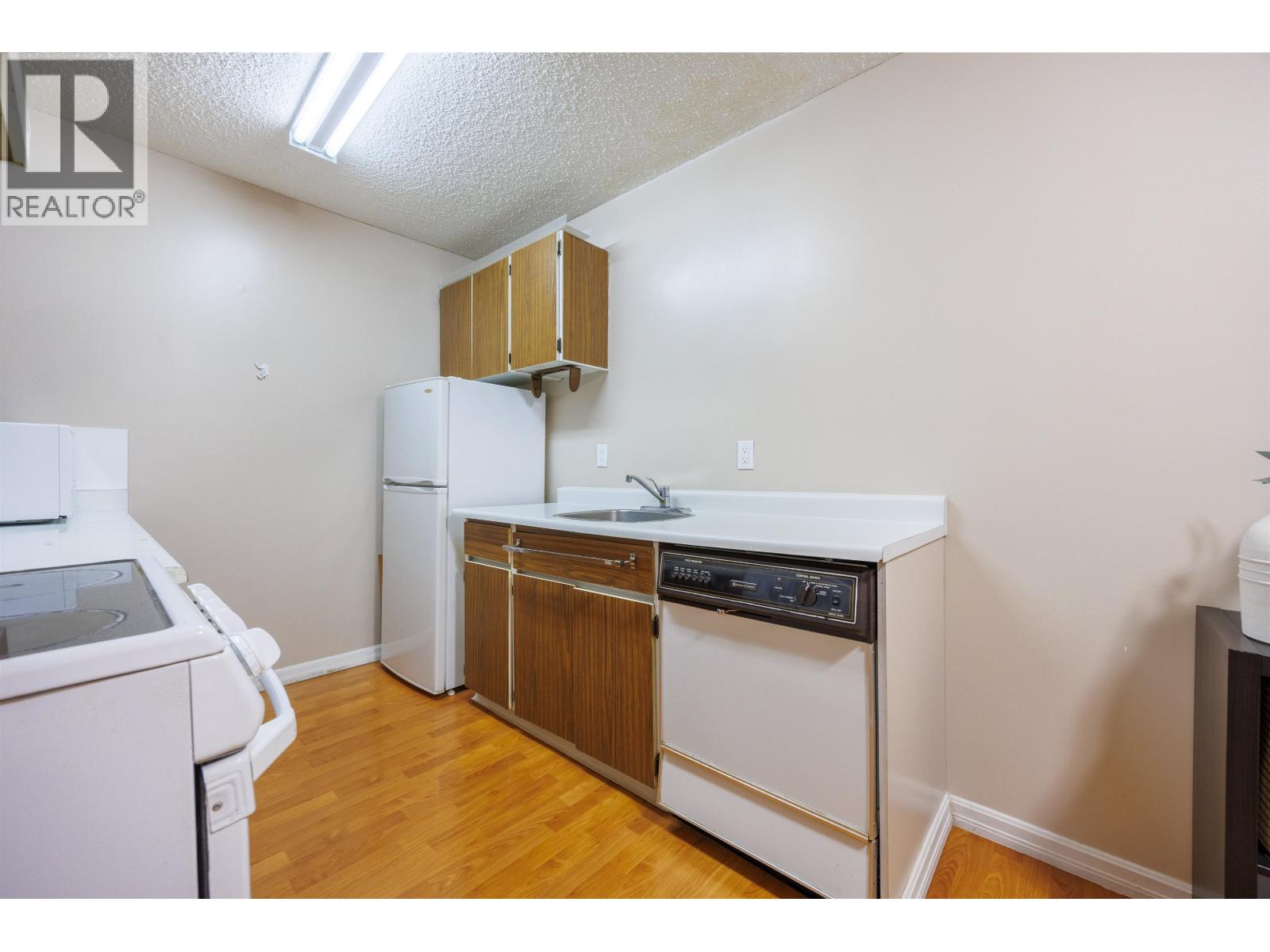 201 7200 Lindsay Road, Richmond, British Columbia  V7C 3M6 - Photo 14 - R3110867