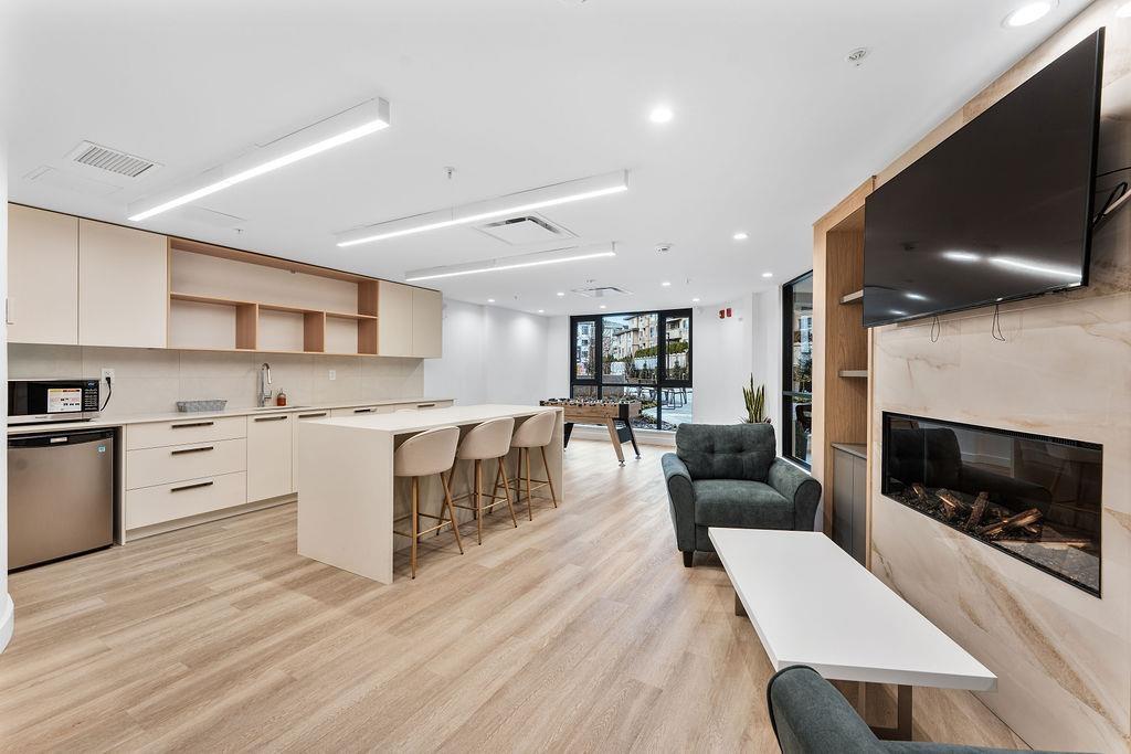 302 13788 76 Avenue, Surrey, British Columbia  V3W 3V9 - Photo 19 - R3111004