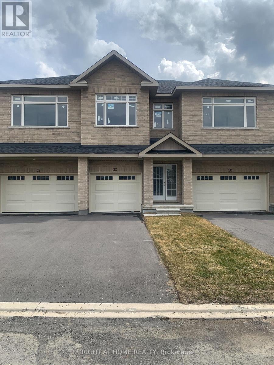 30 WYLIE WAY, Carleton Place, Ontario