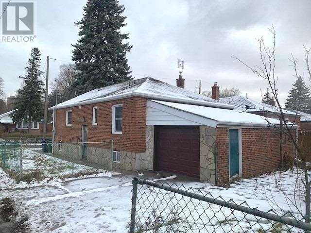 BSMT - 46 MEDHURST ROAD, Toronto, Ontario