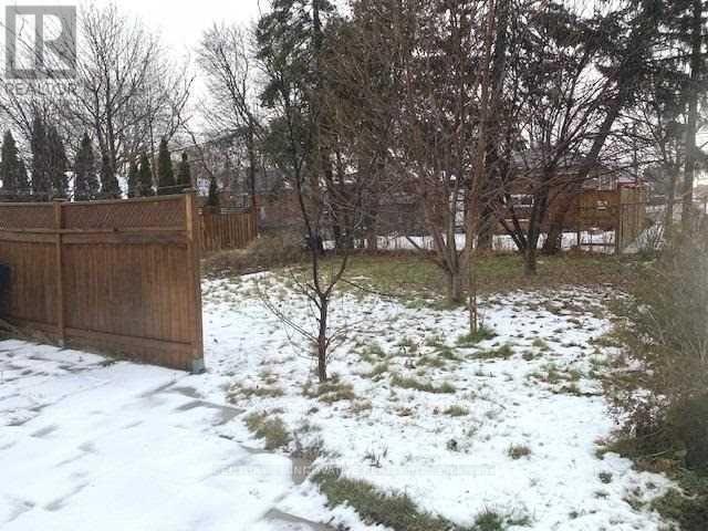 Bsmt - 46 Medhurst Road, Toronto, Ontario  M4B 1B1 - Photo 13 - E12993940