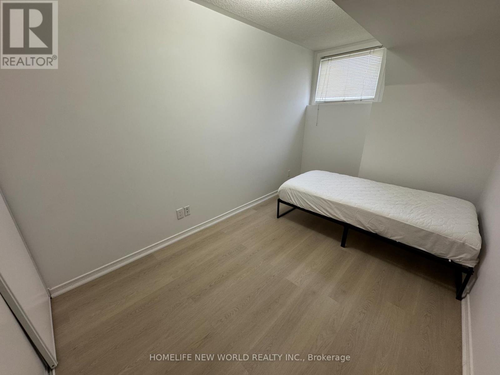 83 Sunrise Drive, Markham, Ontario  L3R 1A1 - Photo 13 - N12993912