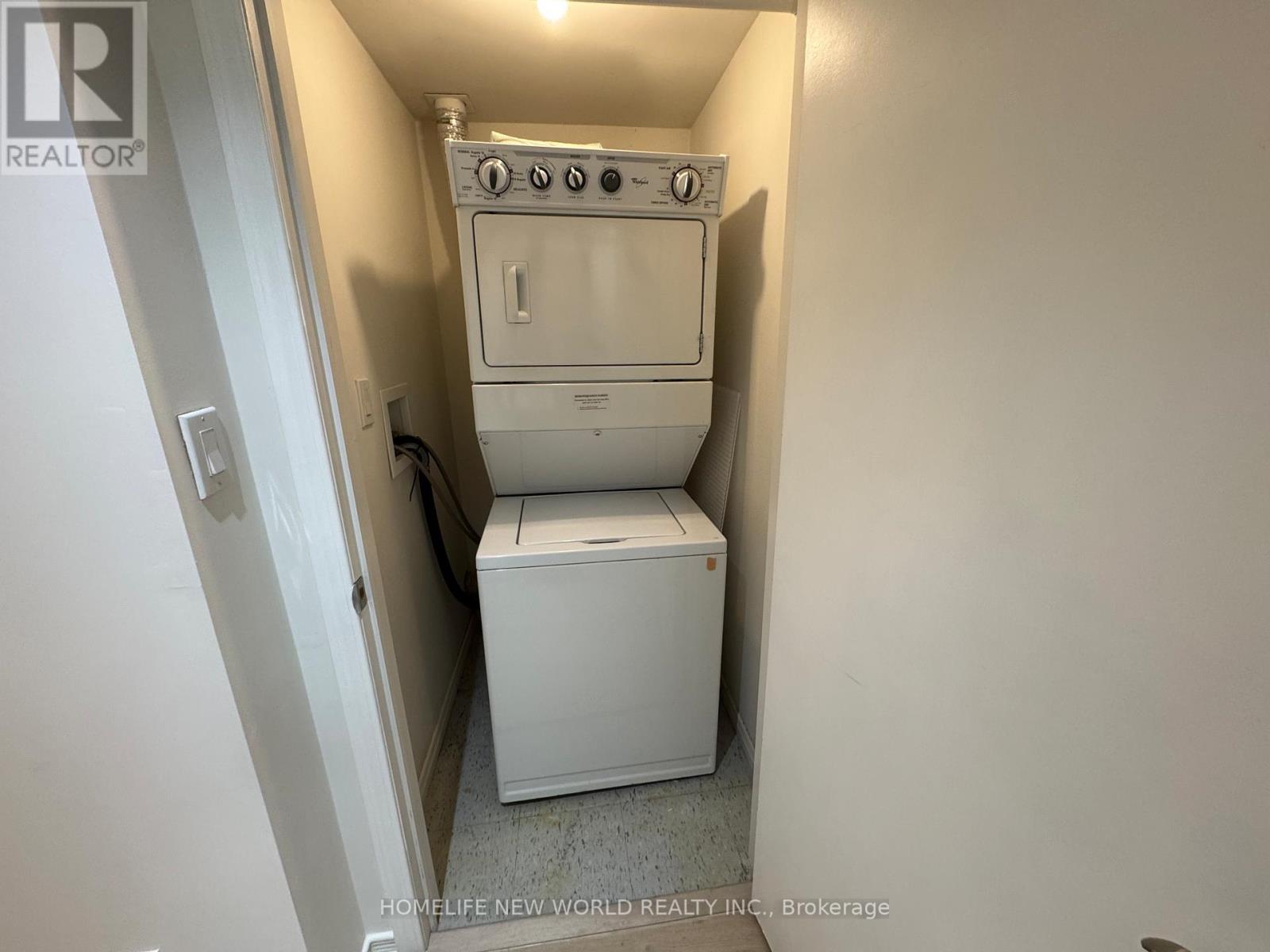 83 Sunrise Drive, Markham, Ontario  L3R 1A1 - Photo 15 - N12993912