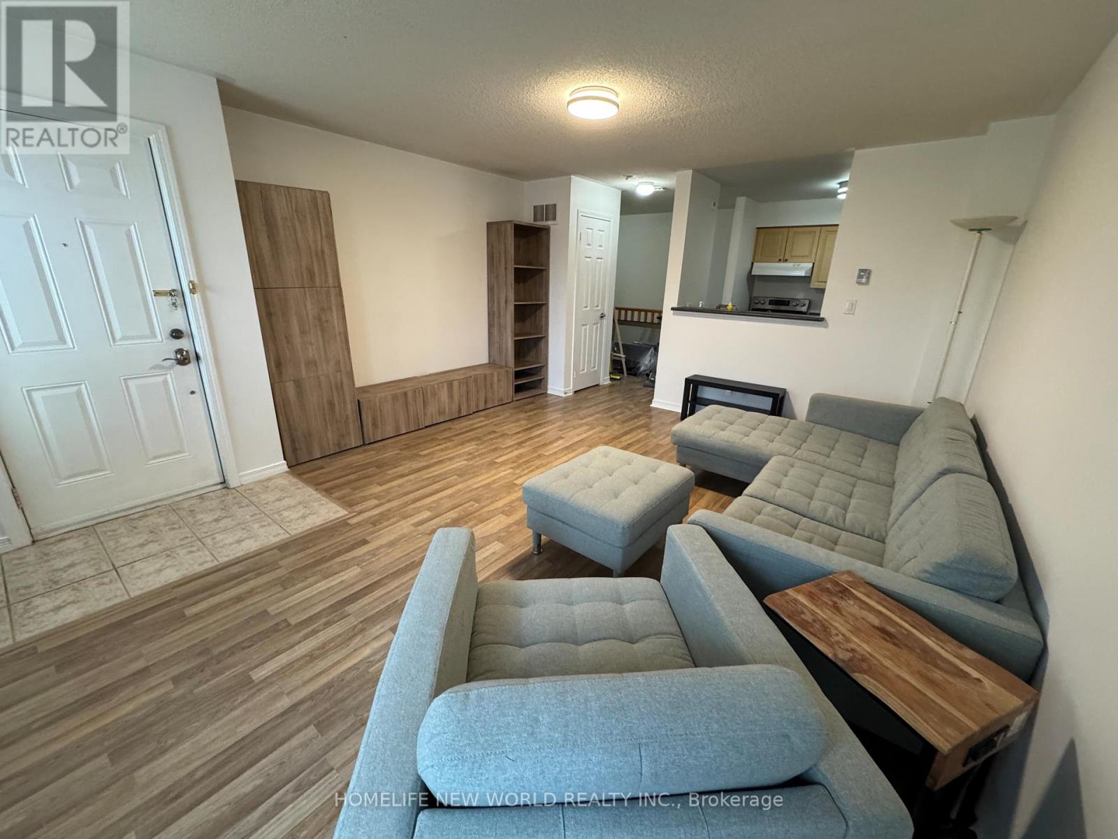 83 Sunrise Drive, Markham, Ontario  L3R 1A1 - Photo 5 - N12993912