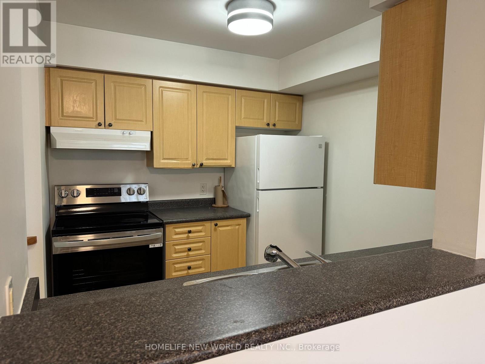 83 Sunrise Drive, Markham, Ontario  L3R 1A1 - Photo 6 - N12993912