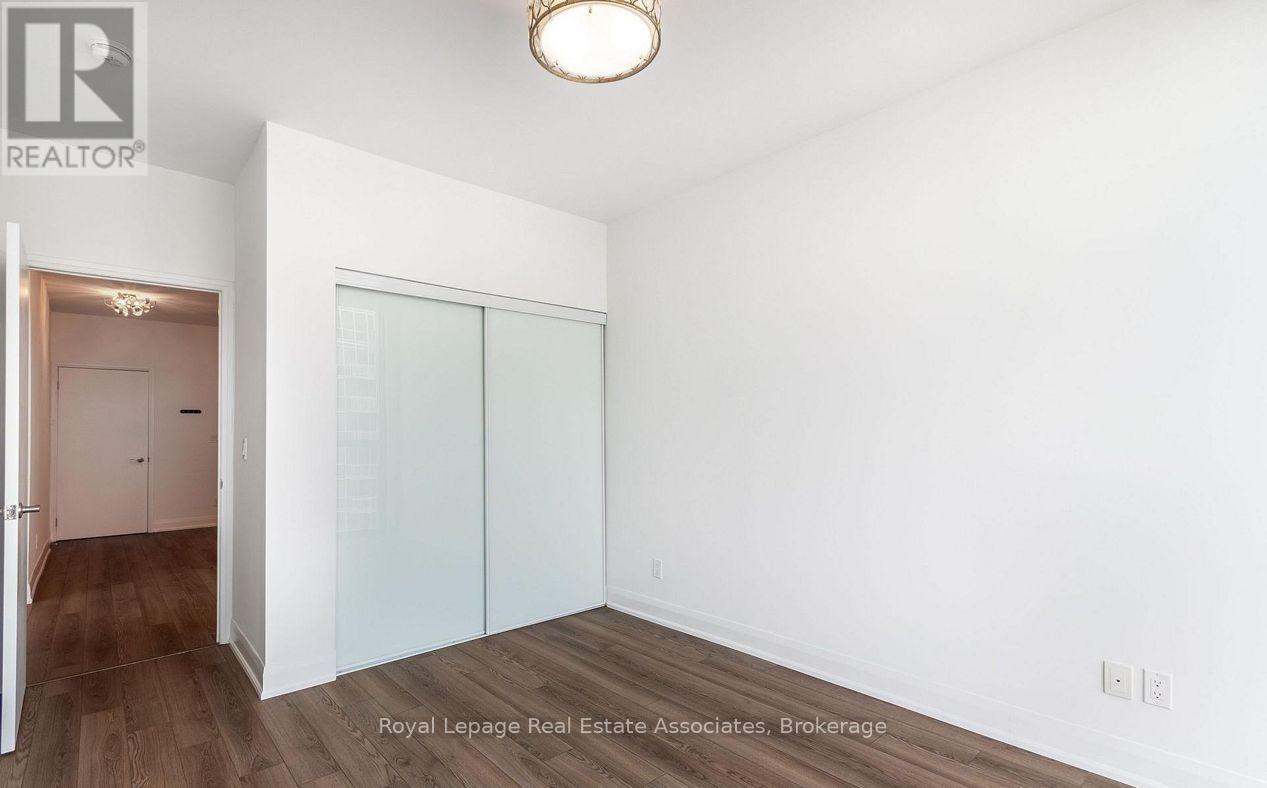 3507 - 2910 Hwy 7, Vaughan, Ontario  L4K 0H8 - Photo 10 - N12993918