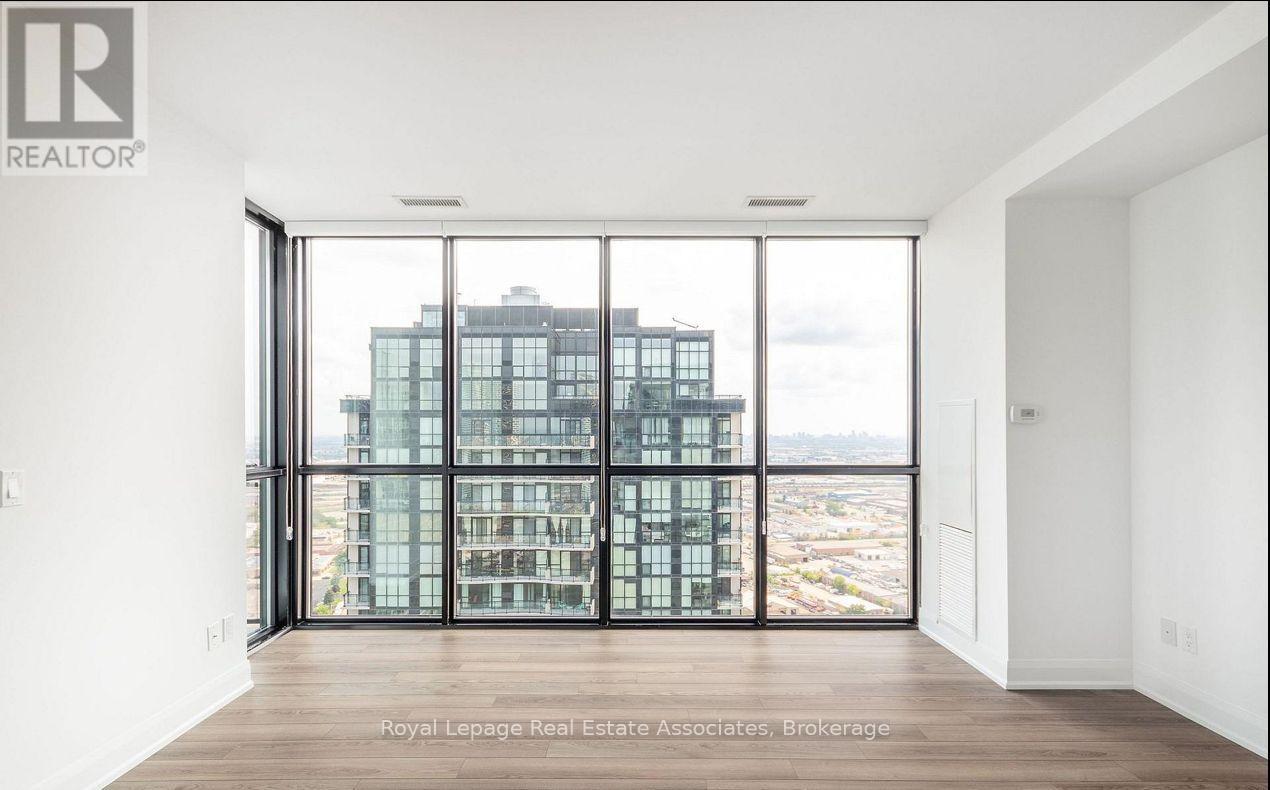 3507 - 2910 Hwy 7, Vaughan, Ontario  L4K 0H8 - Photo 4 - N12993918