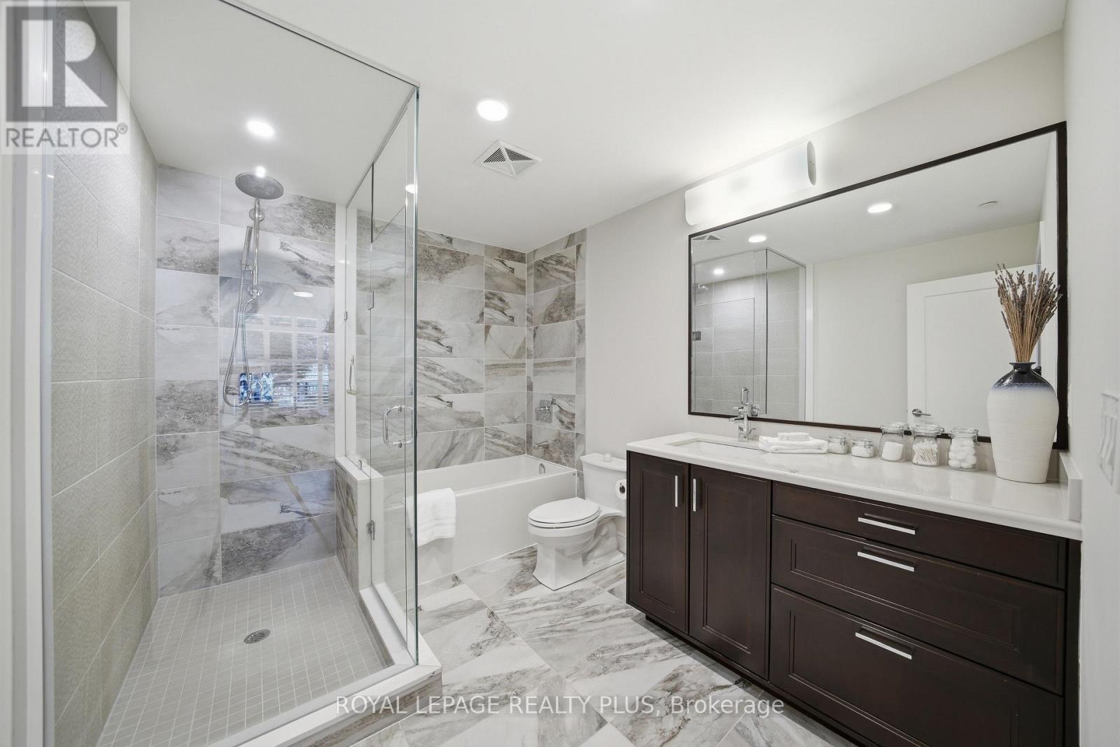 117 - 1575 Lakeshore Road W, Mississauga, Ontario  L5J 0B1 - Photo 24 - W12993892