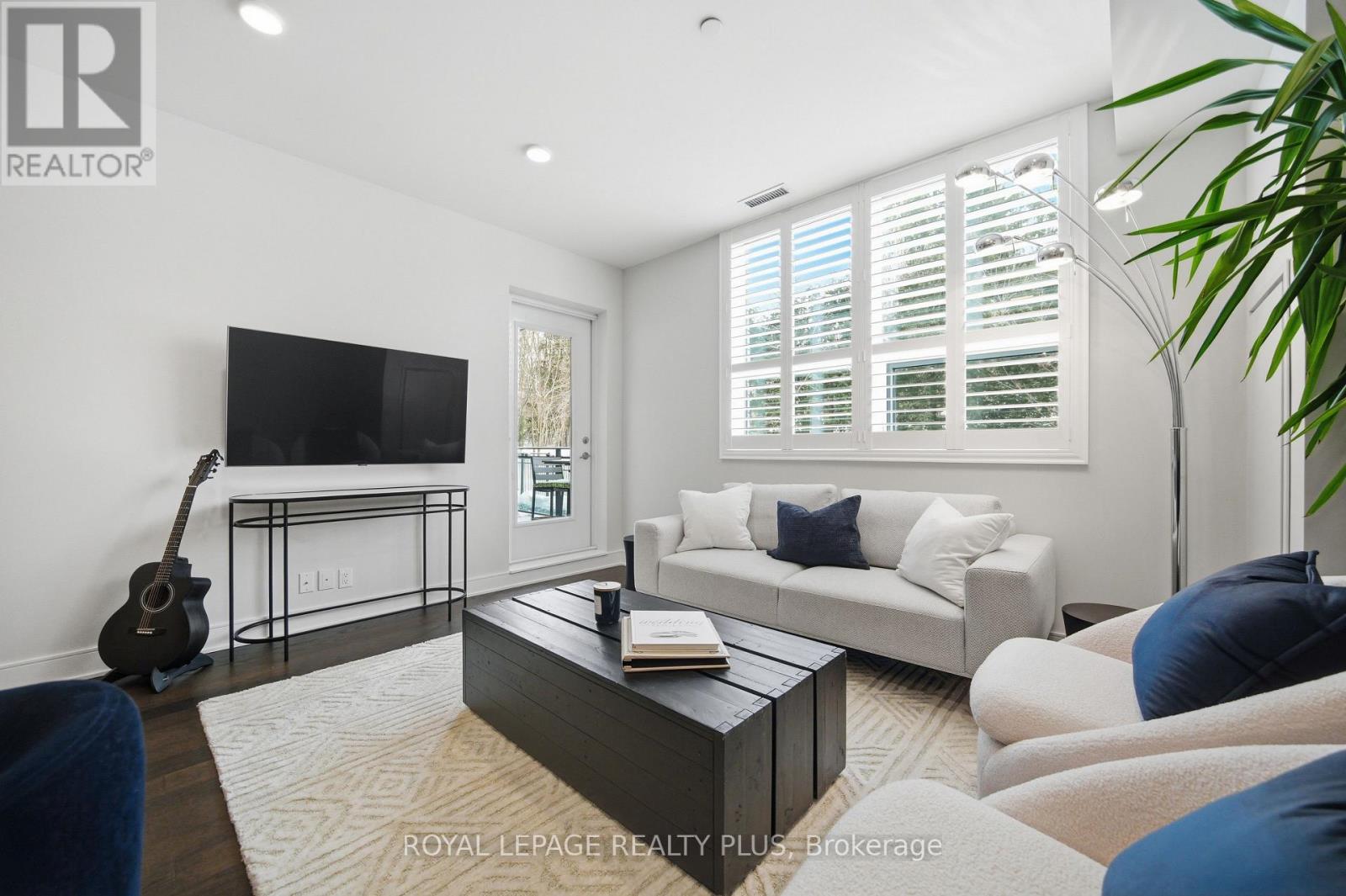 117 - 1575 Lakeshore Road W, Mississauga, Ontario  L5J 0B1 - Photo 4 - W12993892