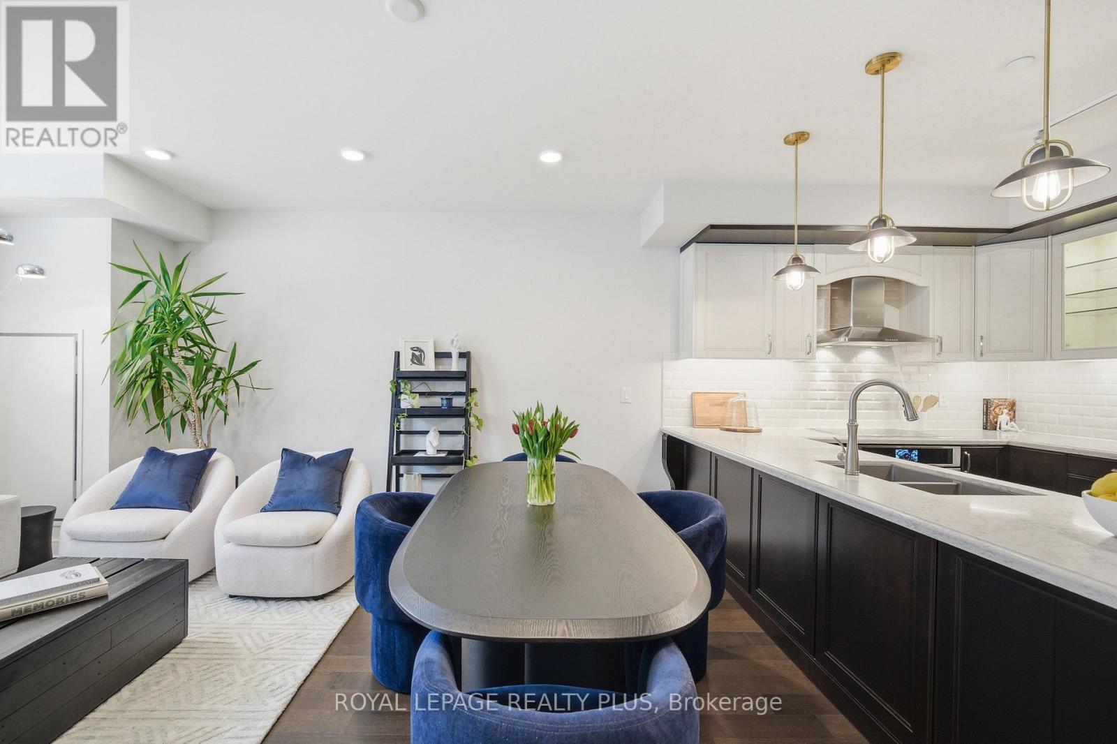 117 - 1575 Lakeshore Road W, Mississauga, Ontario  L5J 0B1 - Photo 7 - W12993892