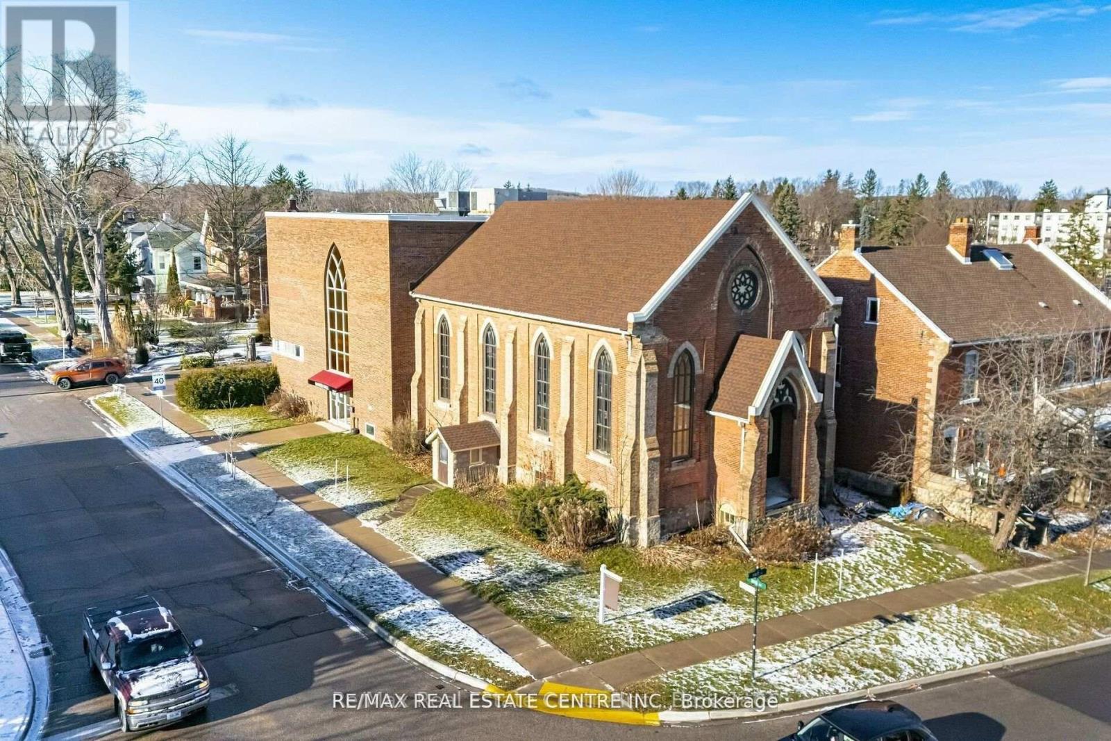 Lower Church - 3 Zina Street, Orangeville, Ontario  L9W 1E2 - Photo 4 - W12993894