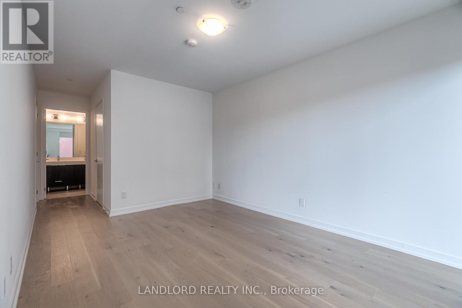 109 - 15 Maryport Avenue, Toronto, Ontario  M3M 0E1 - Photo 11 - W12993914