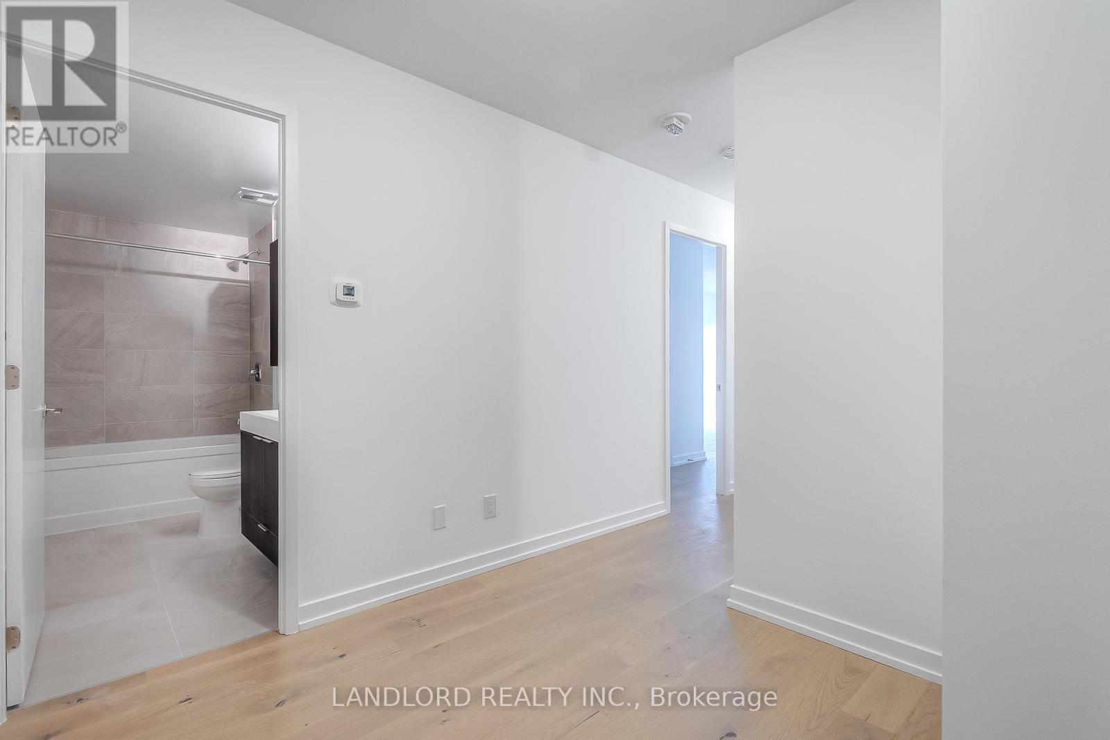 109 - 15 Maryport Avenue, Toronto, Ontario  M3M 0E1 - Photo 20 - W12993914