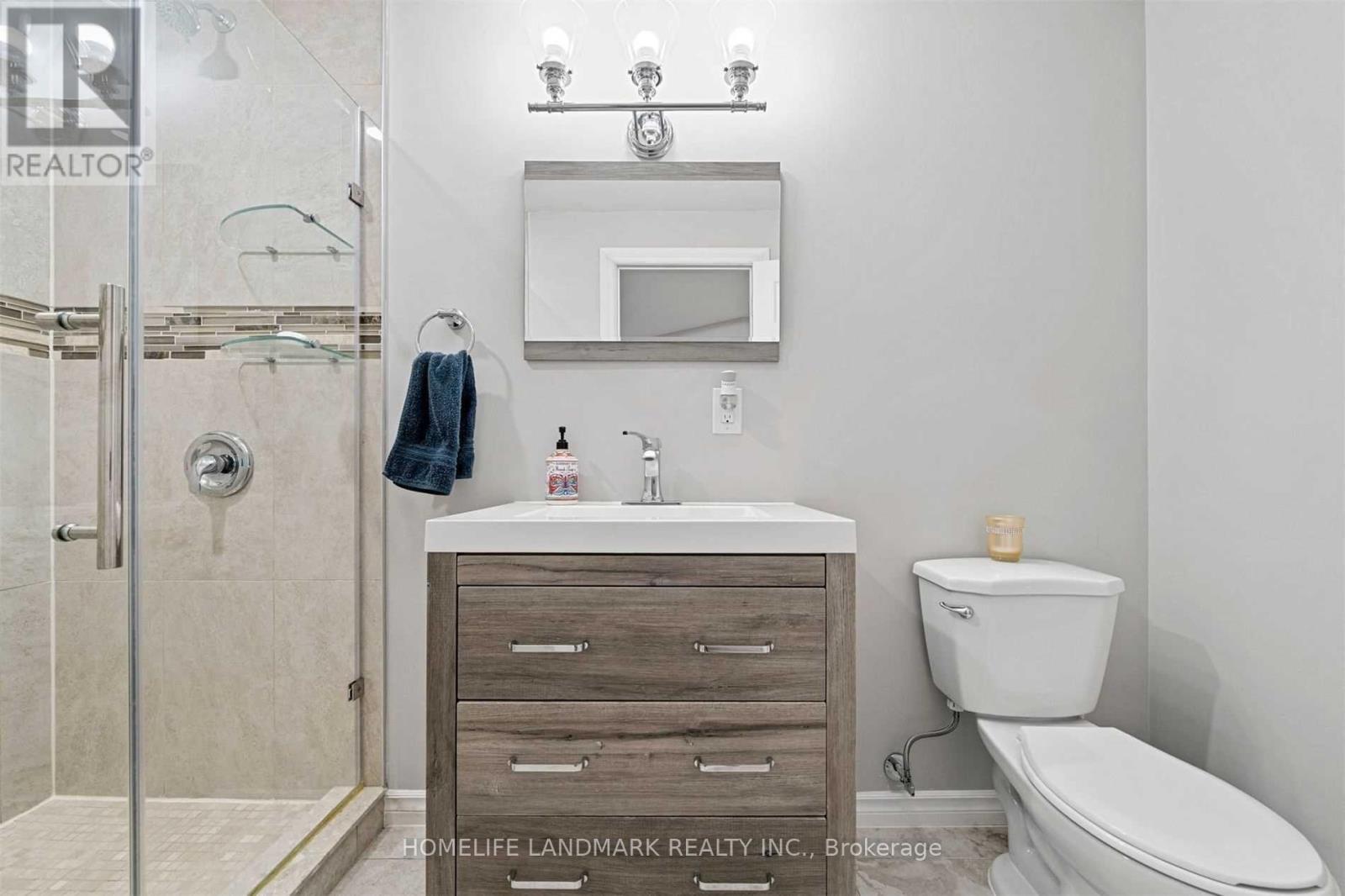 2418 Highcroft Road, Oakville, Ontario  L6M 4Y6 - Photo 11 - W12993920