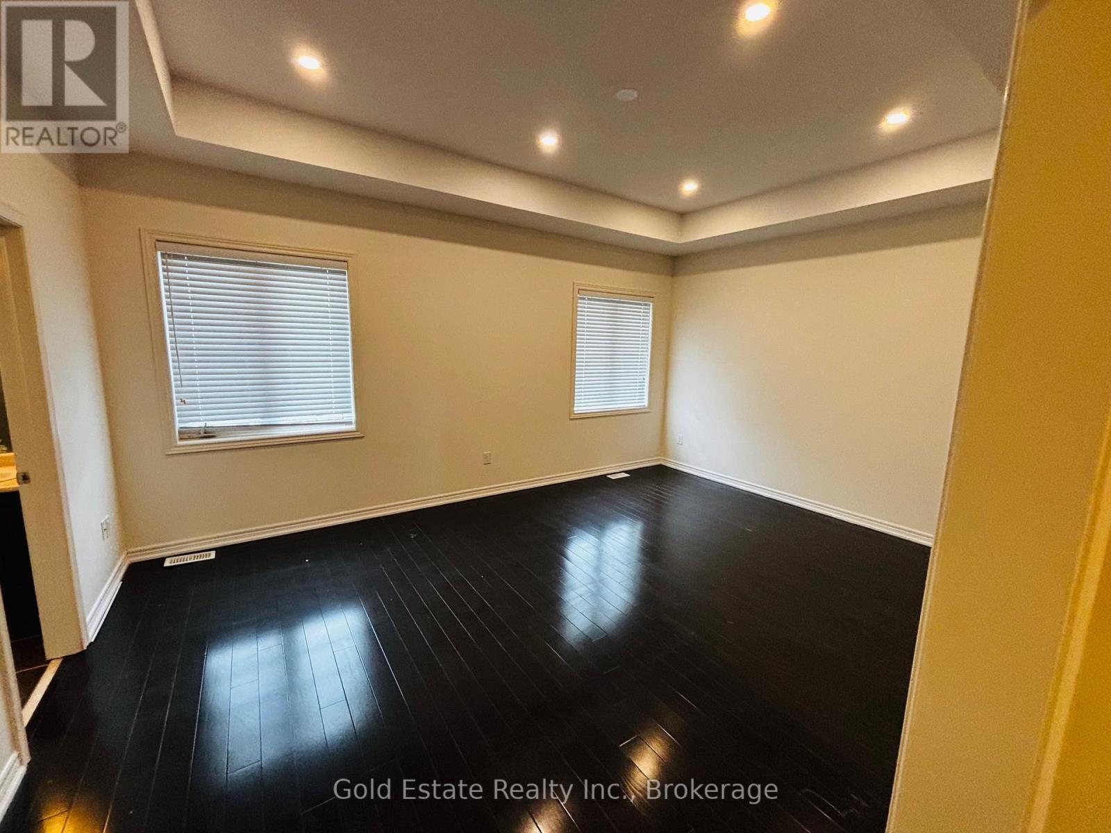 Upper Unit Only - 247 Buick Boulevard, Brampton, Ontario  L7A 4L8 - Photo 11 - W12993924