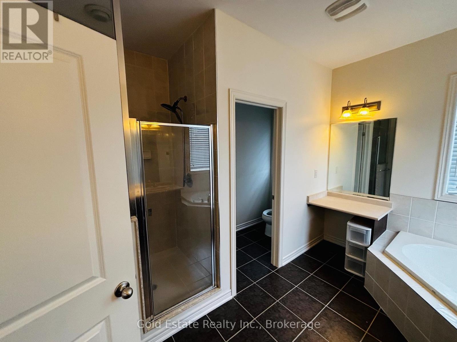 Upper Unit Only - 247 Buick Boulevard, Brampton, Ontario  L7A 4L8 - Photo 12 - W12993924