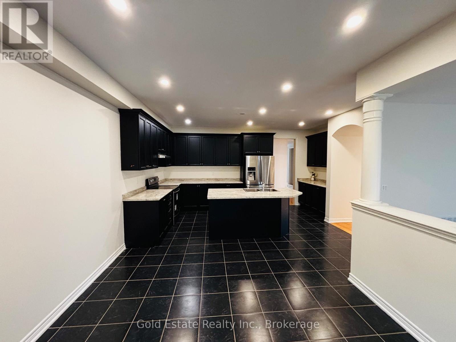 Upper Unit Only - 247 Buick Boulevard, Brampton, Ontario  L7A 4L8 - Photo 17 - W12993924