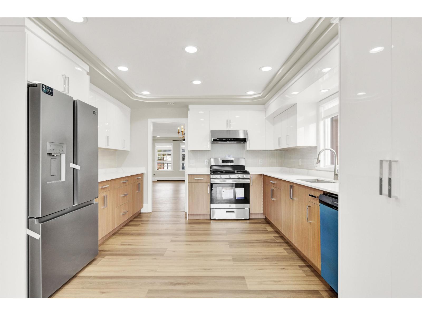 13836 92 Avenue, Surrey, British Columbia V3V 1J2 - Photo 5 - R3110677