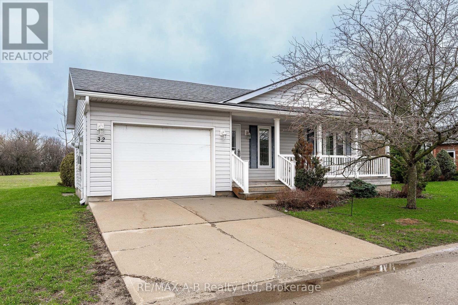 32 - 30 ANN STREET, St. Marys, Ontario