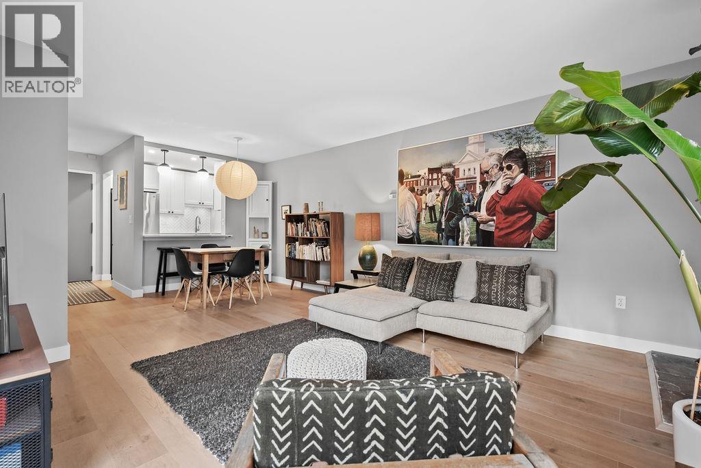 305 3275 Mountain Highway, North Vancouver, British Columbia  V7K 2H4 - Photo 10 - R3110997