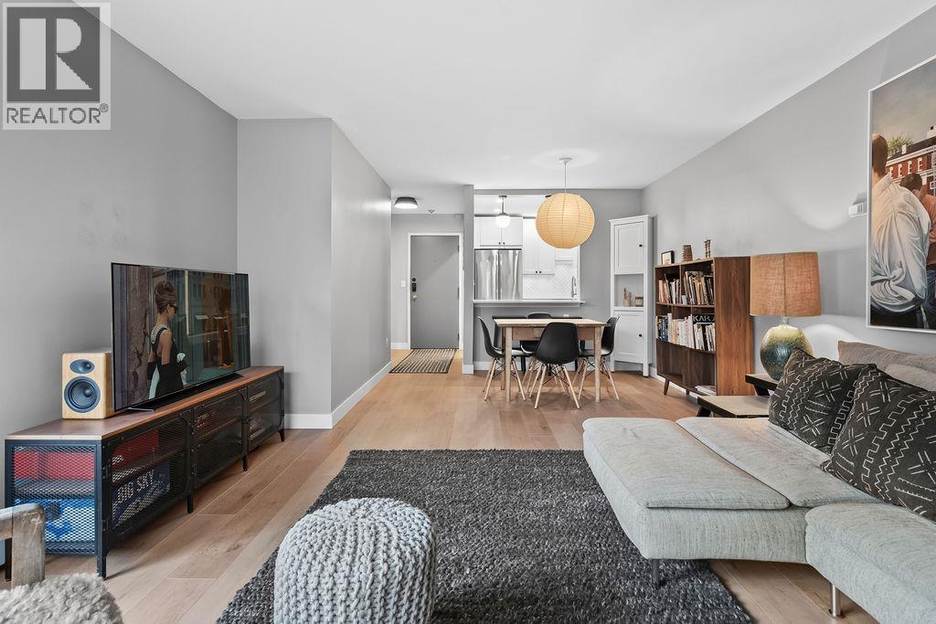 305 3275 Mountain Highway, North Vancouver, British Columbia  V7K 2H4 - Photo 9 - R3110997