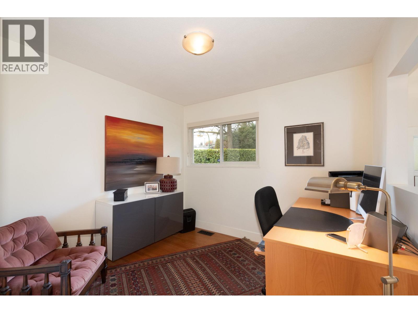 4300 Dollar Road, North Vancouver, British Columbia V7G 2T4 - Photo 15 - R3110995