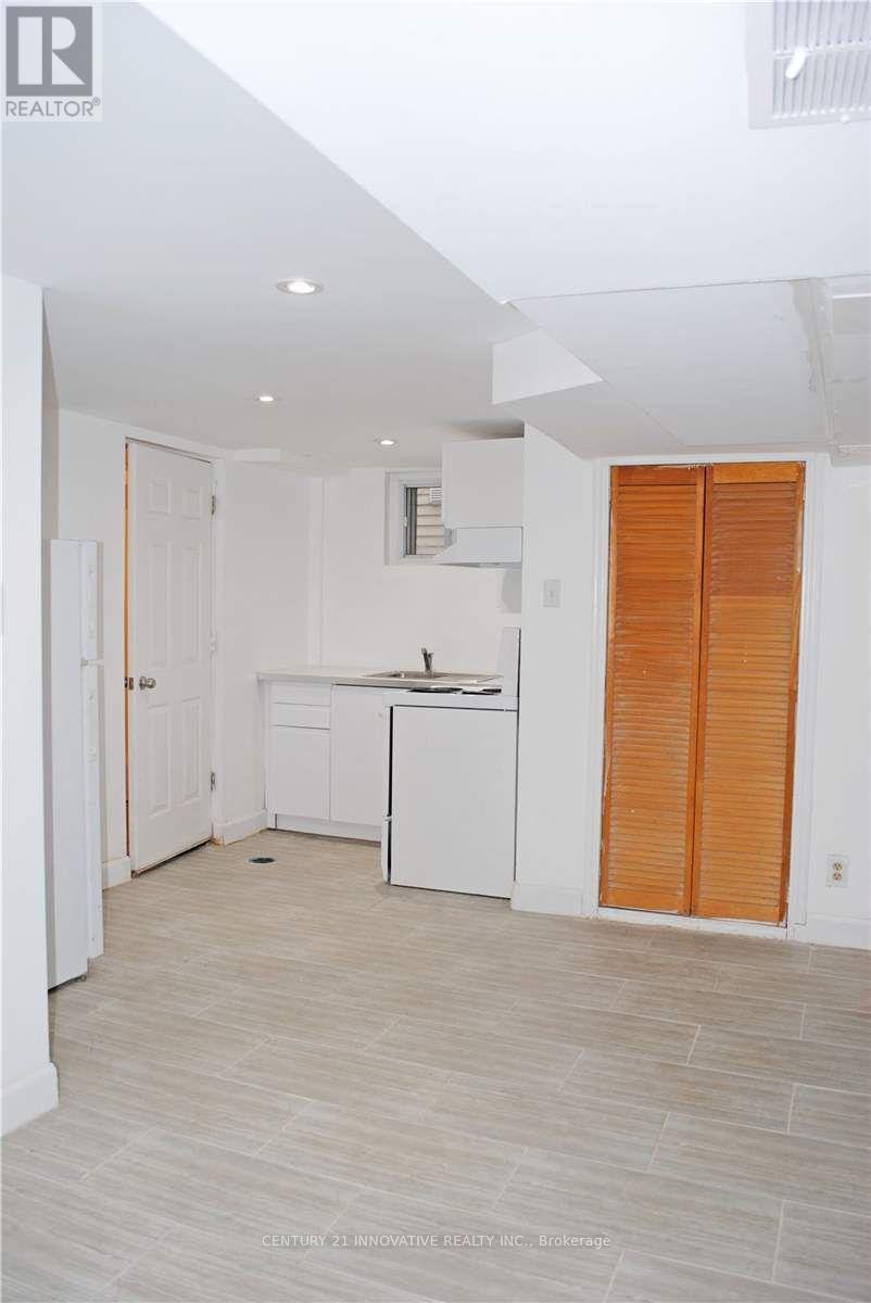 Bsmt - 42 St Dunstan Drive, Toronto, Ontario M1L 2V5 - Photo 4 - E12993984