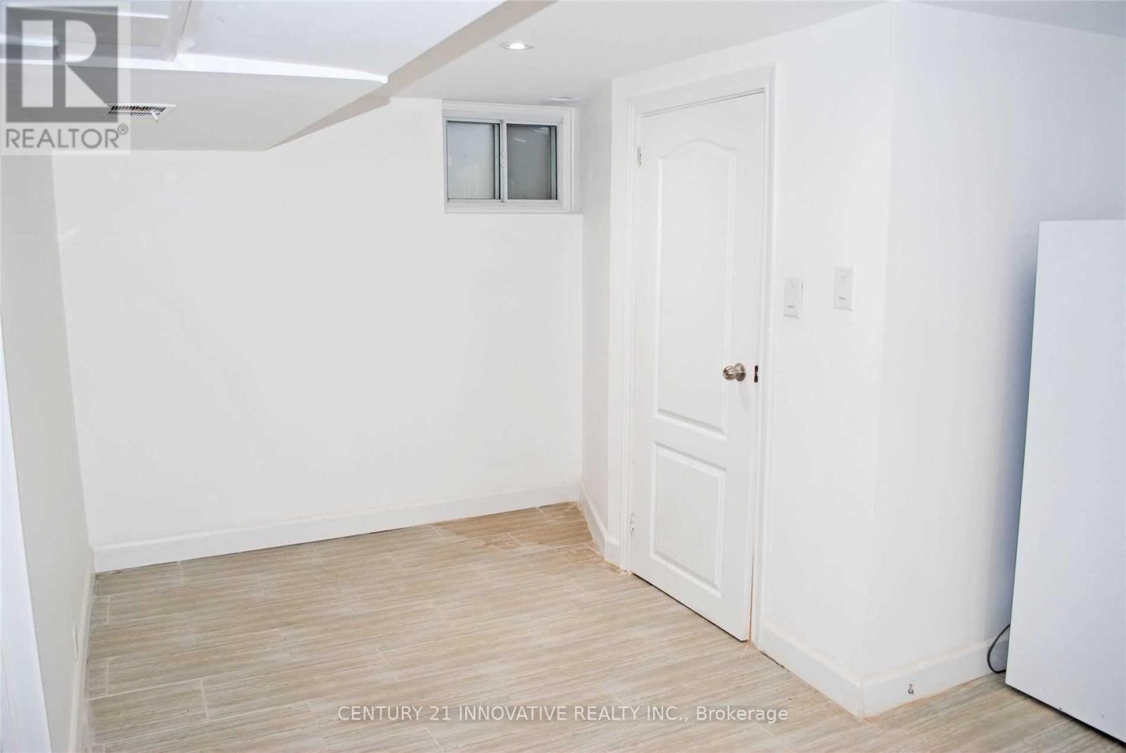 Bsmt - 42 St Dunstan Drive, Toronto, Ontario M1L 2V5 - Photo 7 - E12993984