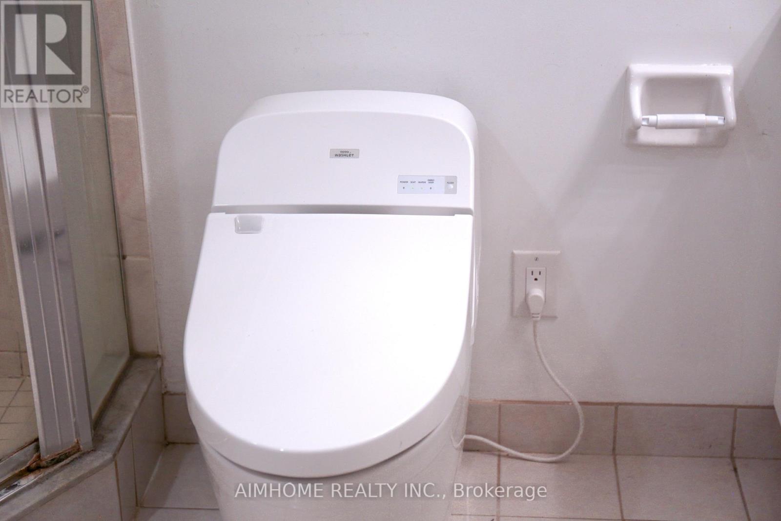 1302 - 880 Grandview Way, Toronto, Ontario  M2N 7B2 - Photo 11 - C12798586