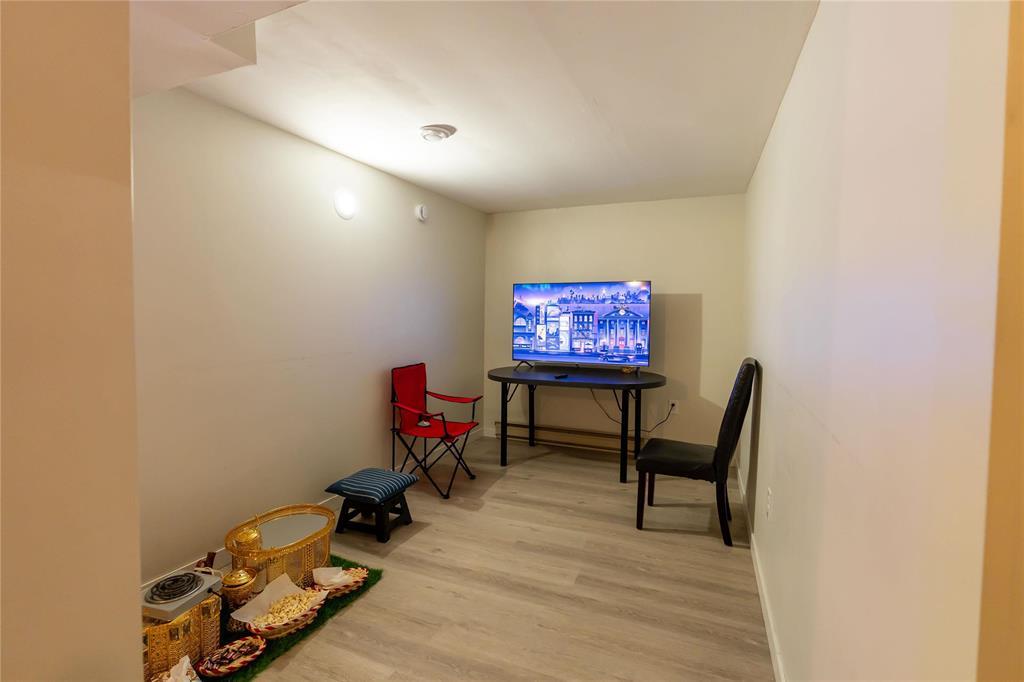 317 Dennis Street, Brandon, Manitoba  R7A 5E2 - Photo 4 - 202607056