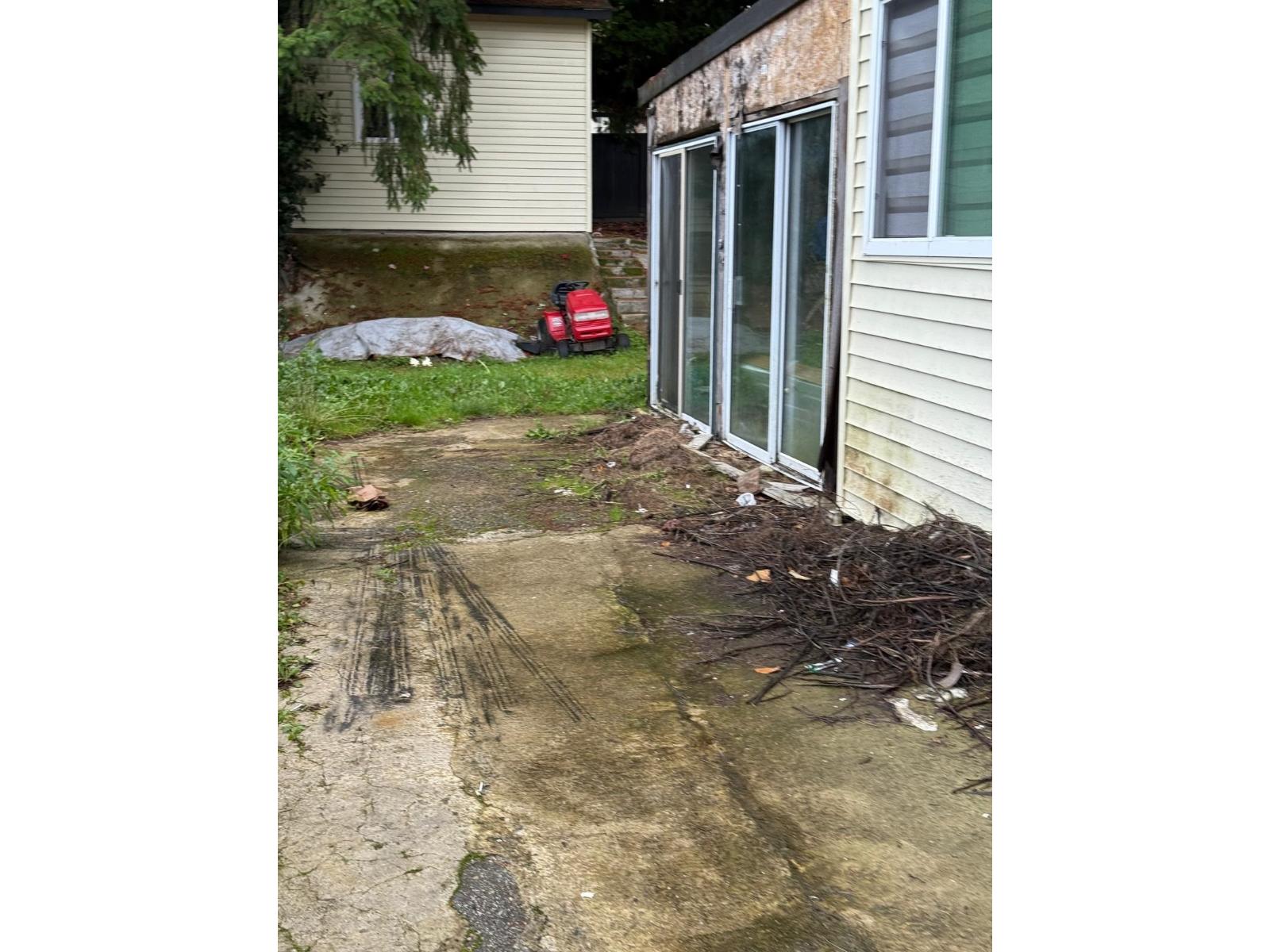 13960 80a Avenue, Surrey, British Columbia V3W 6P6 - Photo 6 - R3109846