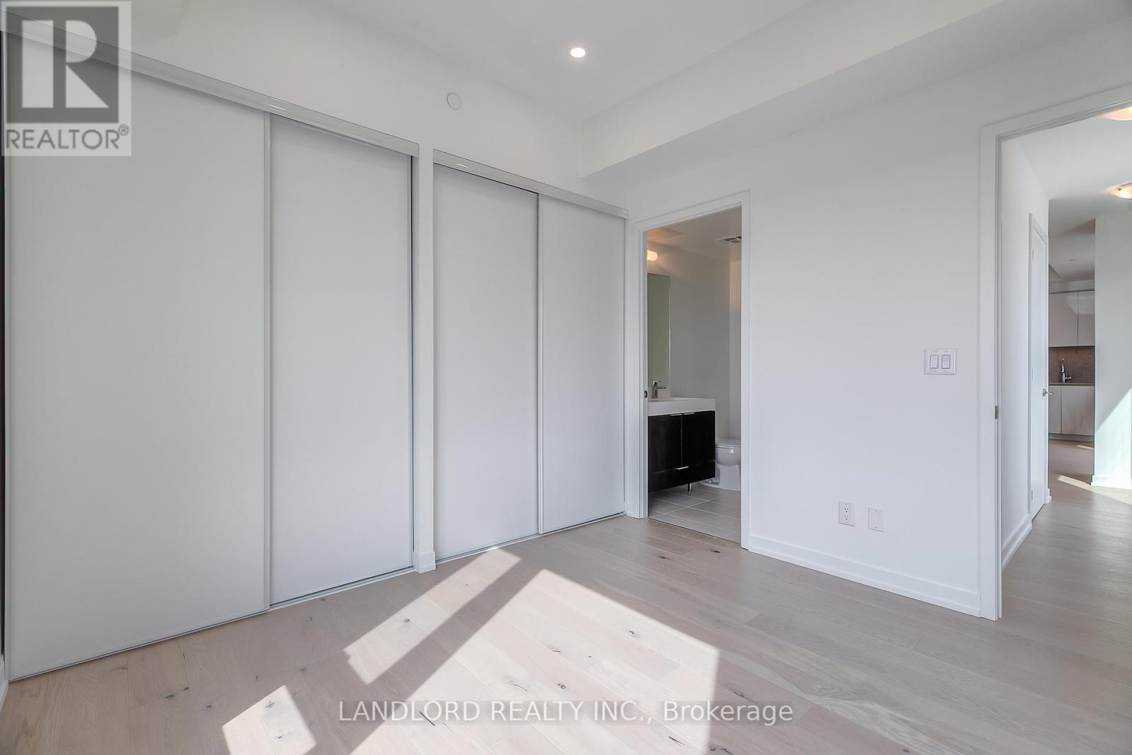 1202 - 3100 Keele Street, Toronto, Ontario  M3M 0E1 - Photo 12 - W12993964