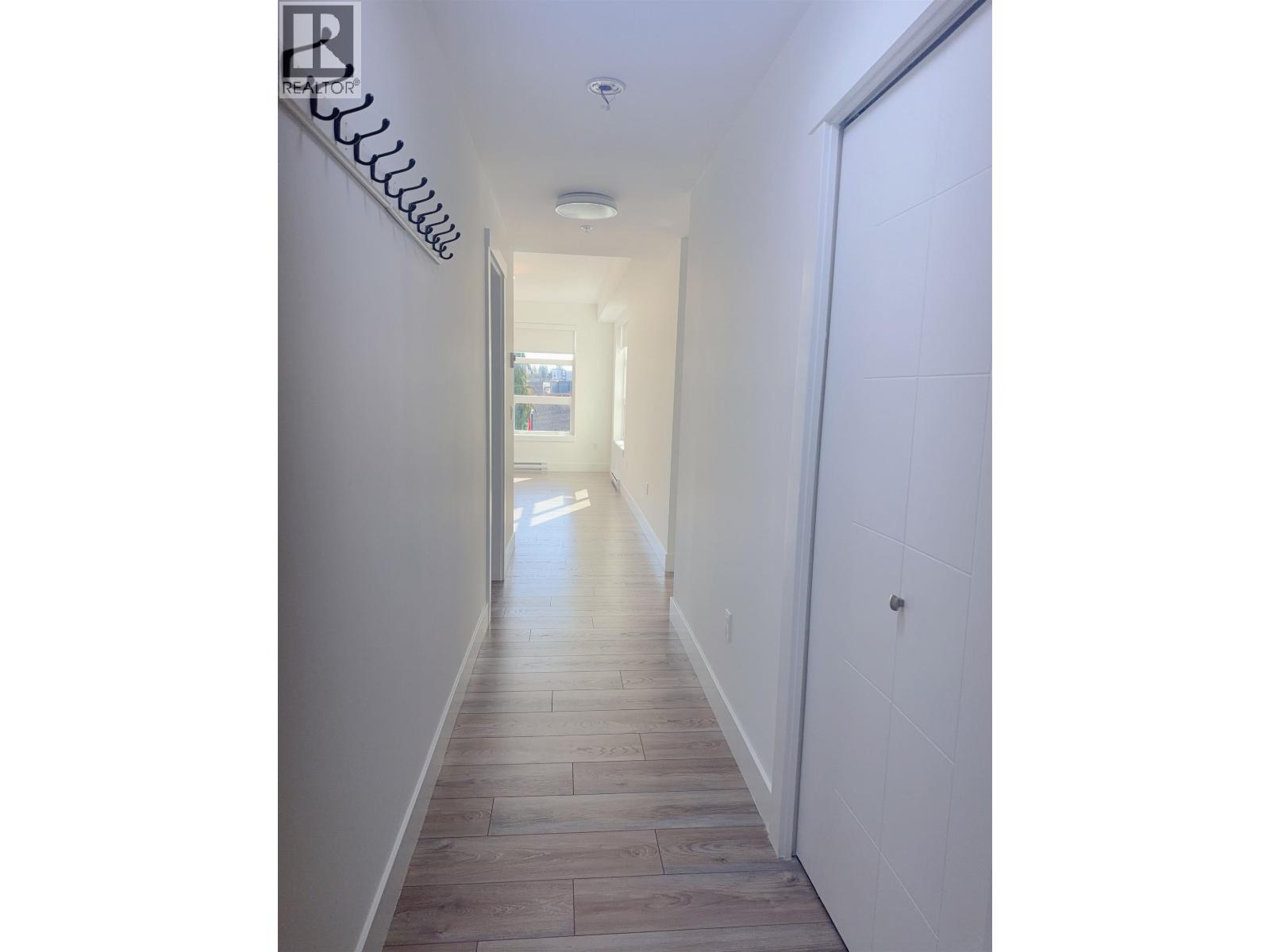 303 22577 Royal Crescent, Maple Ridge, British Columbia  V2X 2M2 - Photo 10 - R3110956