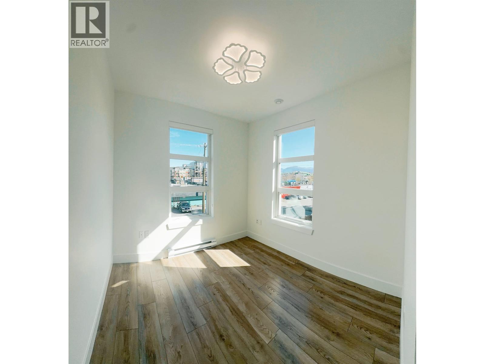 303 22577 Royal Crescent, Maple Ridge, British Columbia  V2X 2M2 - Photo 14 - R3110956