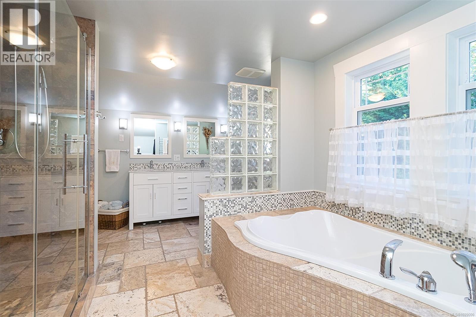 297 Gill Rd, Ladysmith, British Columbia  V9G 1X9 - Photo 43 - 1029000