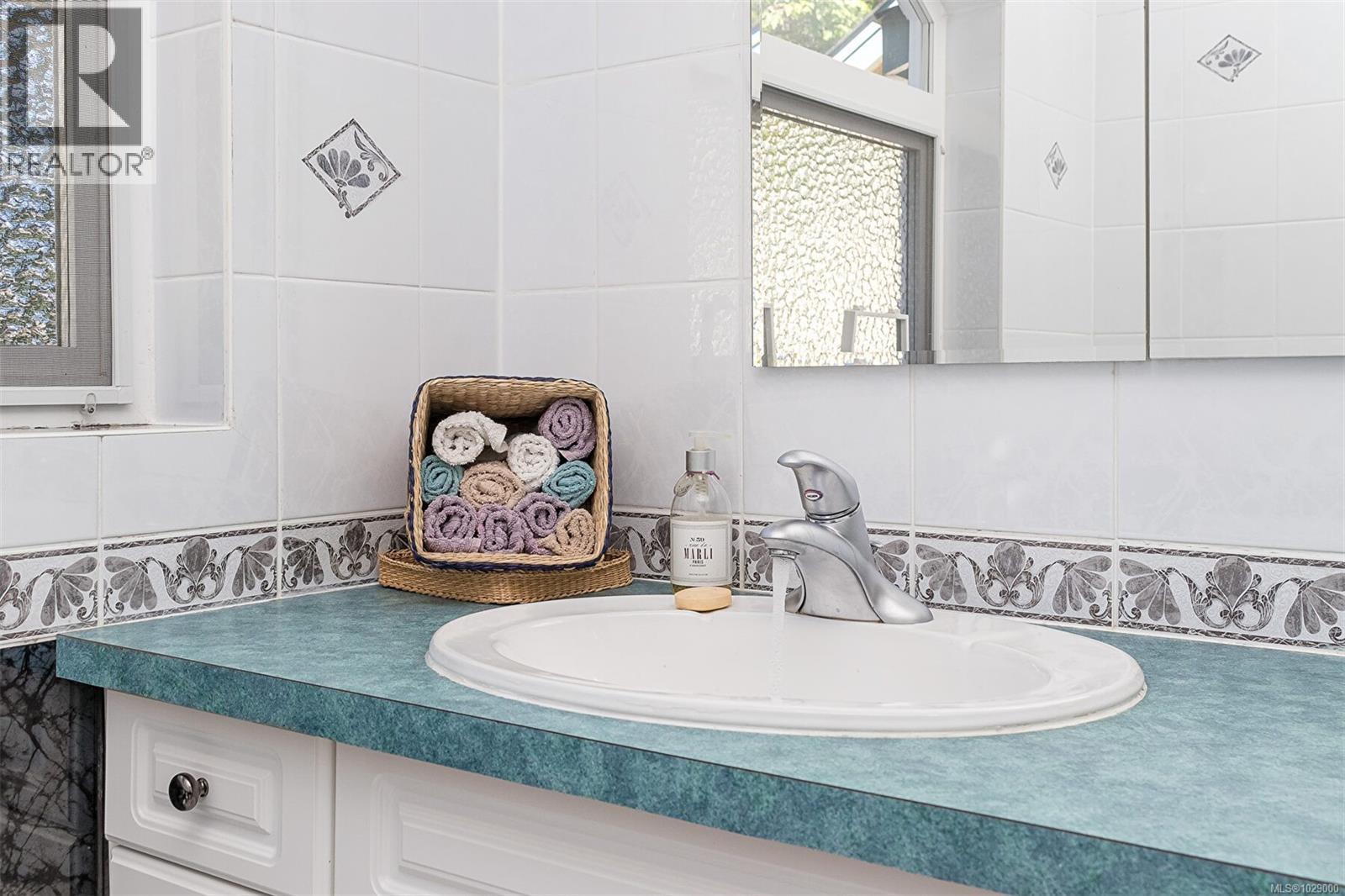 297 Gill Rd, Ladysmith, British Columbia  V9G 1X9 - Photo 52 - 1029000