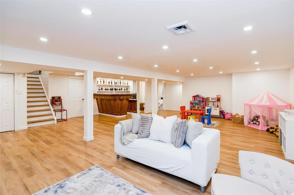 37 Consulate Road, Winnipeg, Manitoba  R2V 3L1 - Photo 34 - 202607208