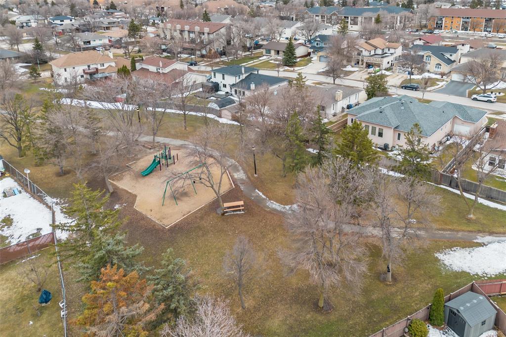 37 Consulate Road, Winnipeg, Manitoba  R2V 3L1 - Photo 49 - 202607208