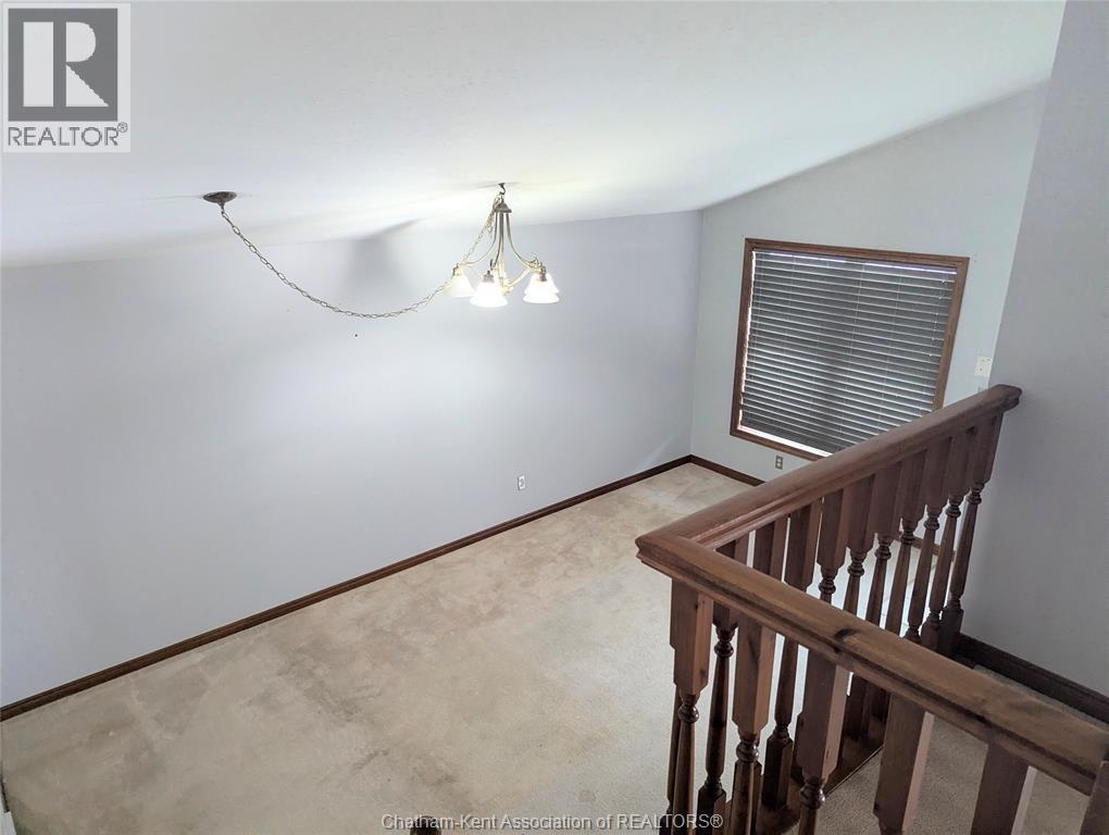 308 Valley Road, Chatham, Ontario  N7L 4Y3 - Photo 6 - 26004724