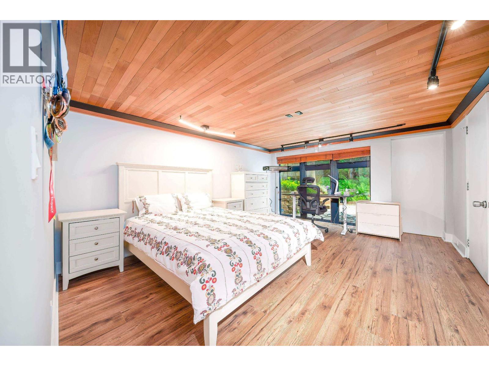 4096 Sunset Boulevard, North Vancouver, British Columbia  V7R 3Y8 - Photo 20 - R3110983